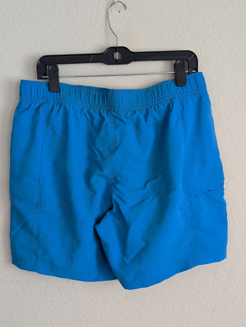 The North Face Men's L Bright Blue Cargo Swim Shorts